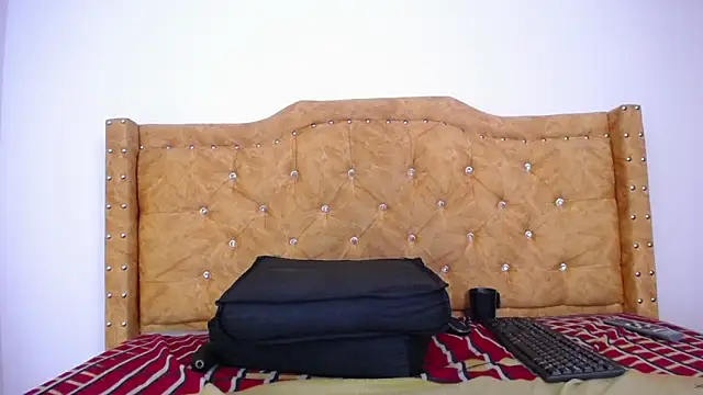 kihara_candy69 Adlı Modelin Canlı XXX Sohbeti