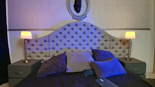 RomeroMoon: απευθείας συνομιλία ΧΧΧ