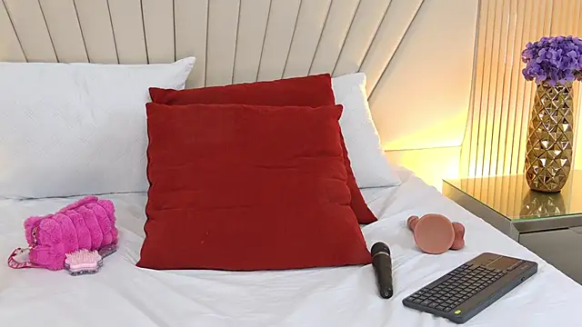 Avril_EvansGB Adlı Modelin Canlı XXX Sohbeti