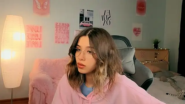 Chat +18 de dinnerwithflowers ao vivo