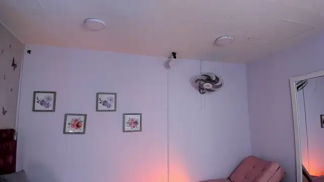 FireGuy_99 Live XXX Chat