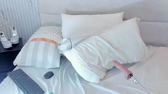 Онлайн чат XXX Reginavegaa