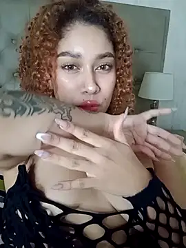 Sienna_brunette Adlı Modelin Canlı XXX Sohbeti