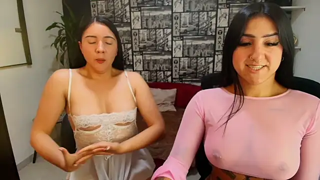 Isa_And_Natasha webcam show