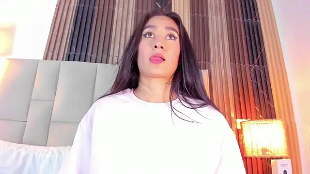 Nicolqueen_: απευθείας συνομιλία ΧΧΧ