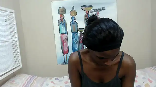 TallDivaNoir 网络视讯表演