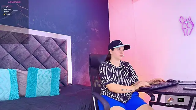 aidanaandvictoria webkamerás műsora