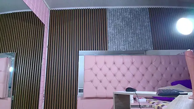 LUCIANA_FOX_TS Adlı Modelin Canlı XXX Sohbeti