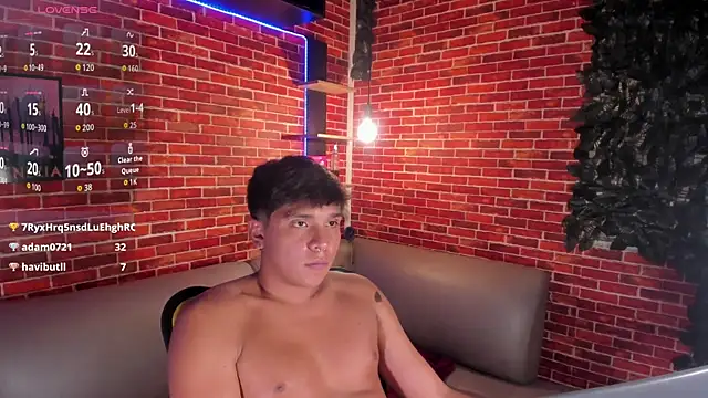 Thiago_Kozak live XXX chat