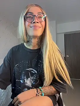 miss_tatiana_のライブXXXチャット