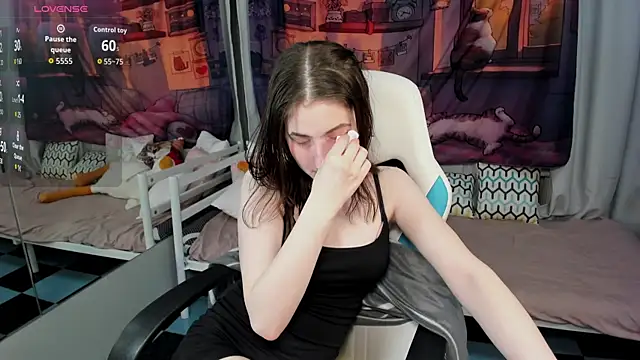 KiraDuvall's Live XXX Chat