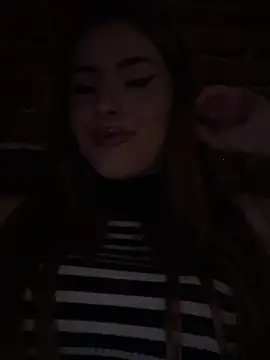 AriaAdda Adlı Modelin Canlı XXX Sohbeti