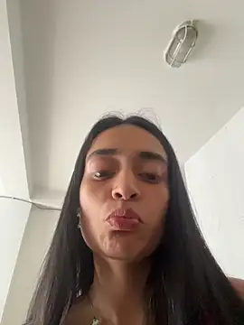 XXX chat uživo modela leilani_X