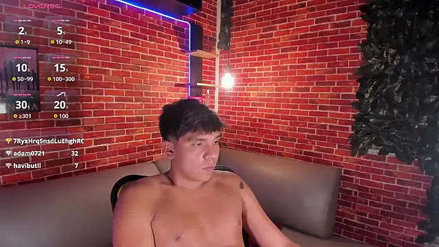 Thiago_Kozak ওয়েবক্যাম শো