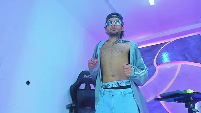 Josh_Hot_Sex – Kamerová šou