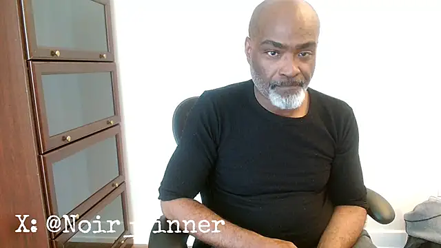 Chatroom XXX en direct de sinnernoir