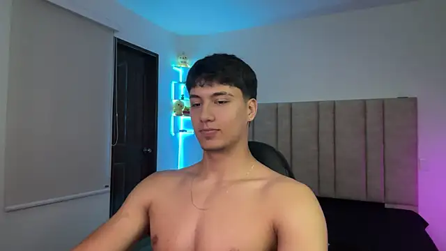 CHRIS_MORGAN1 Live XXX-chat