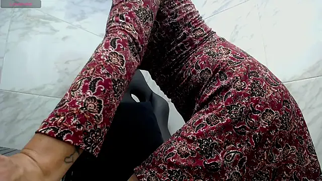 kyra_jeet – Live XXX-chat