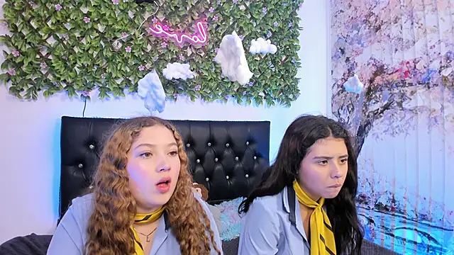 valeria_and_zoe: απευθείας συνομιλία ΧΧΧ