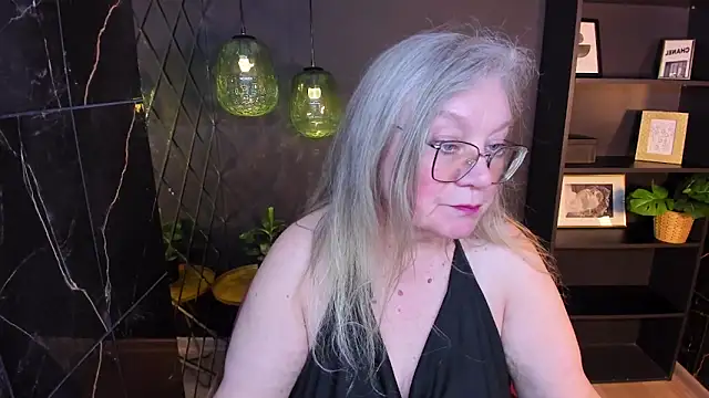 NataliMellow's Live XXX Chat