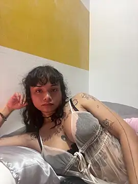 estradiolist's Webcam Show