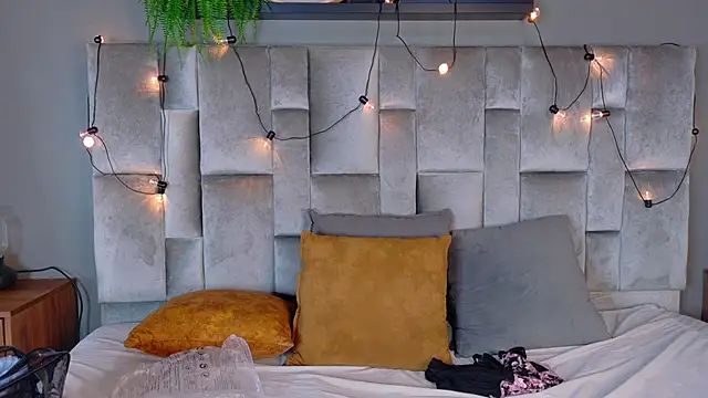 แชท XXX สดของ AnnieRouse__