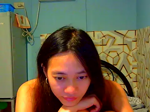 urnaughty_creamypie Chat XXX in diretta