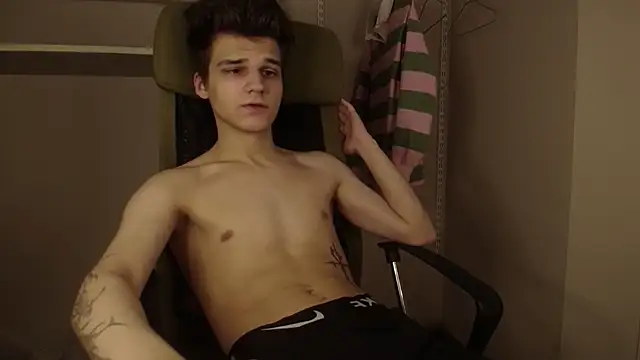 دردشة PeachTree الجنسية المباشرة