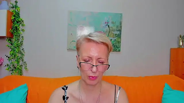 دردشة iamyourdream89 الجنسية المباشرة