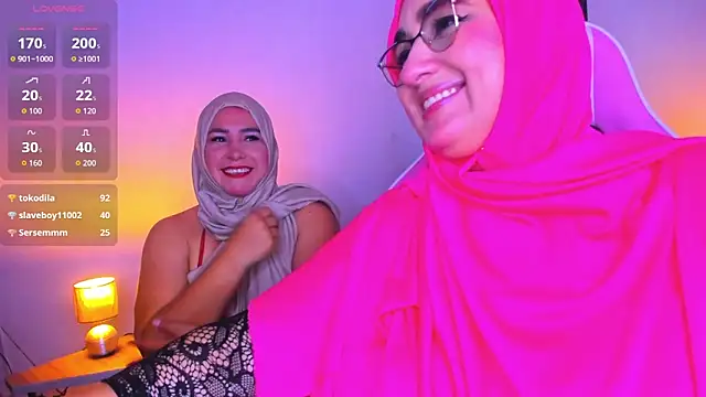 HijabiMilff's Live XXX Chat