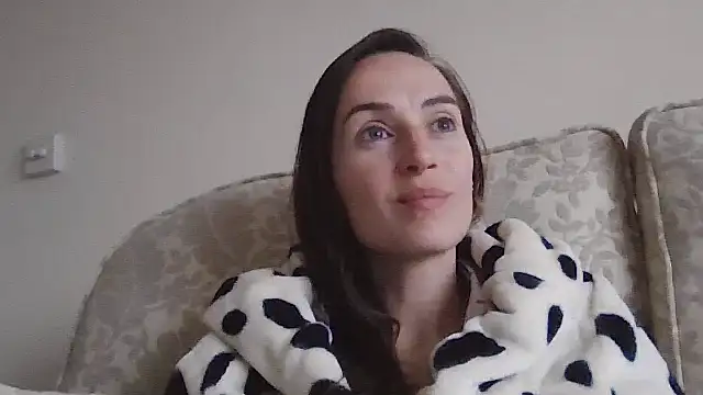 SportyBella_91 Webcamshow