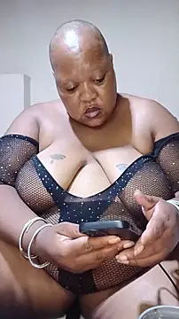 Chat XXX ao vivo de XSEXYBBW69X