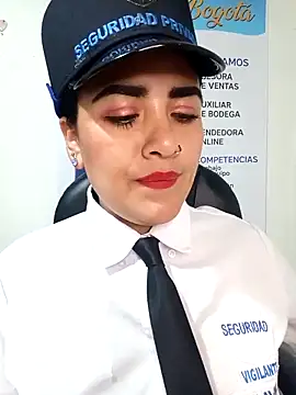 MAYE__13 – Live XXX-chat