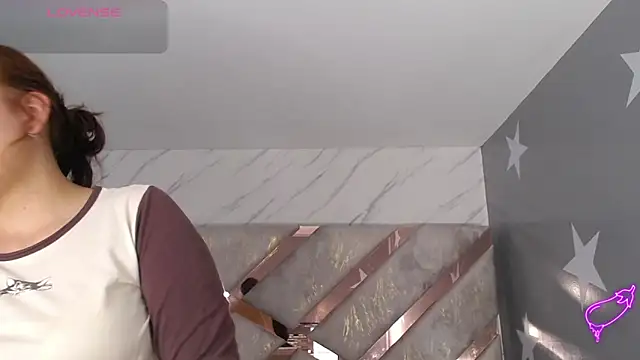 mia_foster_t: онлайн-секс-чат