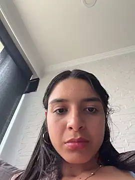 violeta365 即時 XXX 聊天