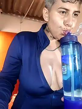 Yessi_roussen Live XXX chat