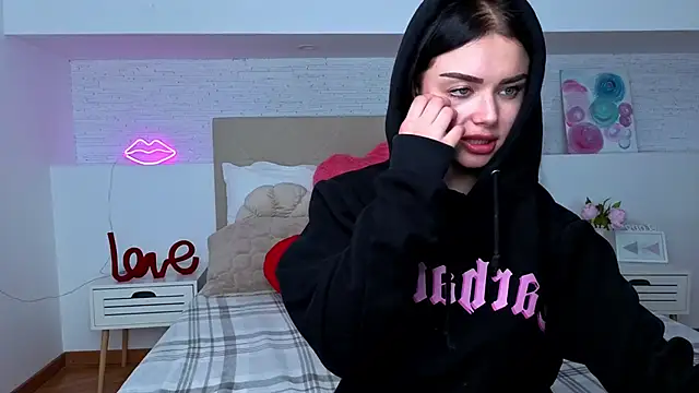 Онлайн чат XXX Silena_sky