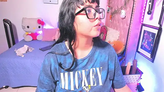 LillyCandy's Live XXX Chat