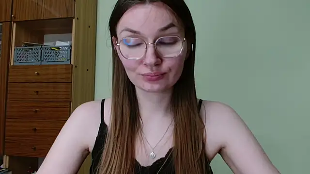 LooveELLYx: онлайн-секс-чат