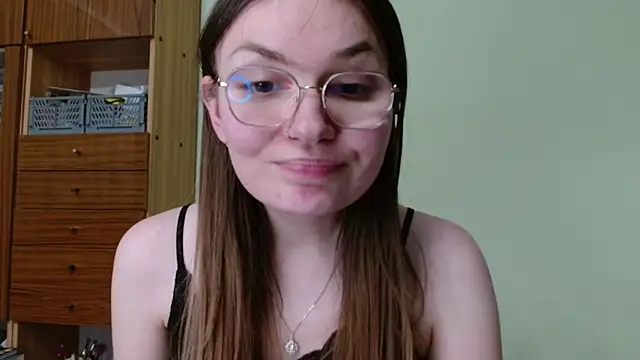 XXX chat uživo modela LooveELLYx
