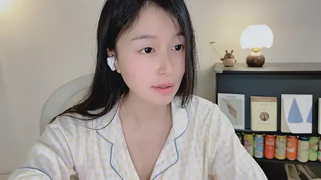 Chat XXX ao vivo de Onechestnut