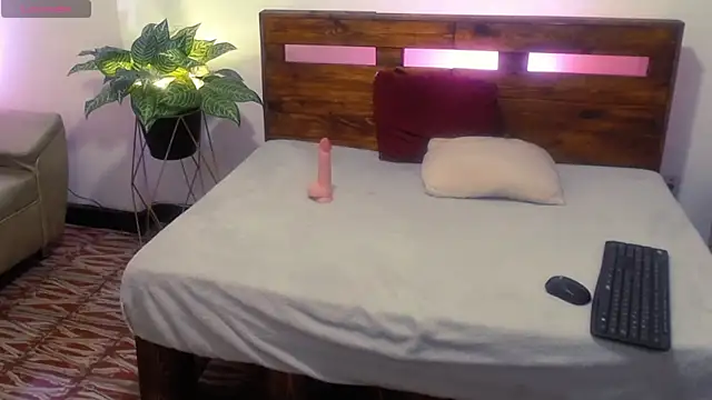 Yeseniaa25_ élő XXX-chatje