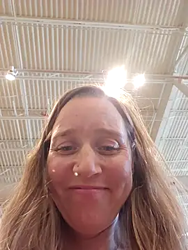 Онлайн чат XXX Skyellar