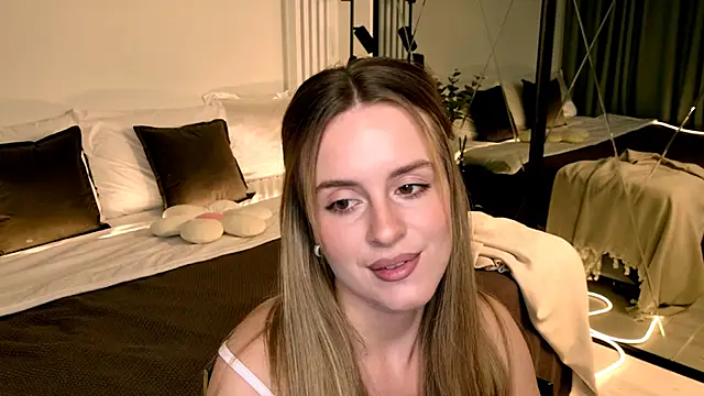 RozzitaBedberry Adlı Modelin Canlı XXX Sohbeti