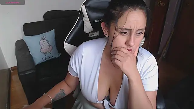 Chat +18 de MeliisaRobers ao vivo
