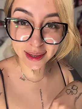 CarolQueen1_ Live XXX Chat