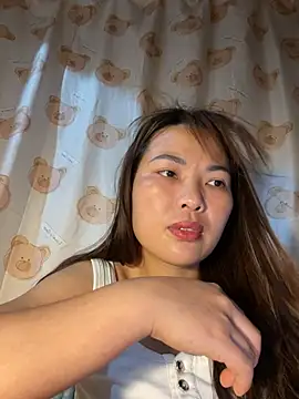 XXX chat uživo modela Milik-1022