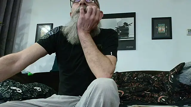 Kingsscepter Chat XXX in diretta