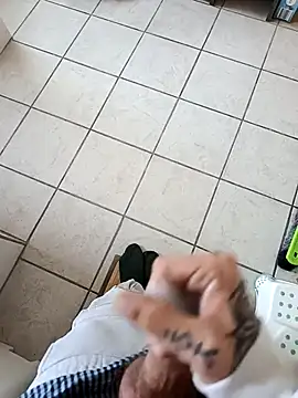 แชท XXX สดของ YoungDick25