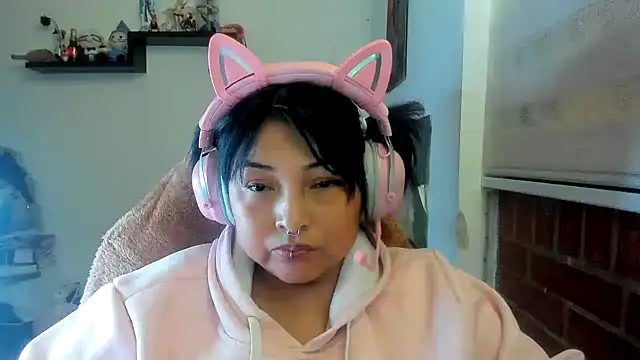 Shaddycute_ live XXX chat